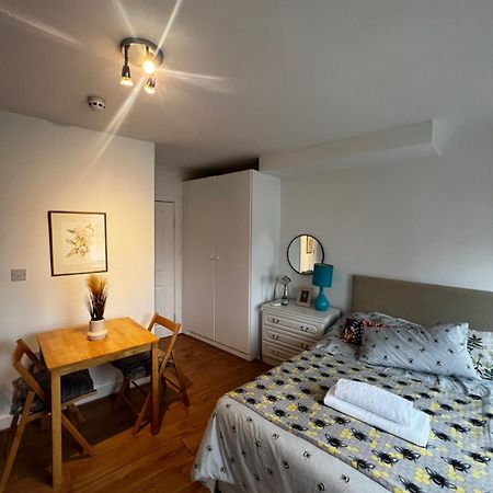 Flat In London Apartment Luaran gambar